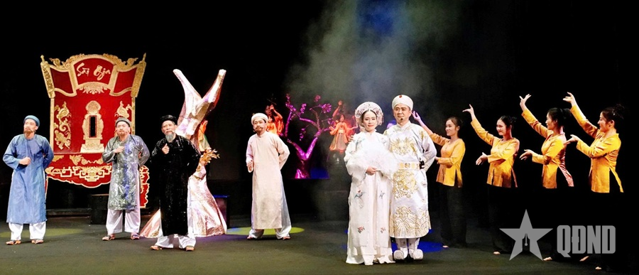 Cười nghiêng ngả xem “Các cụ gánh còng lưng”